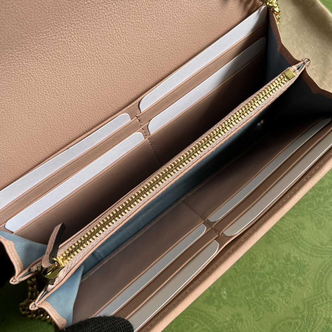 Gucci Blondie Continental Chain Wallet(21x10.5cm) - DopestKickz