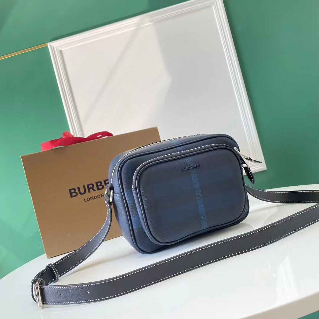 Burberry Exaggerated Check Paddy Bag - DopestKickz