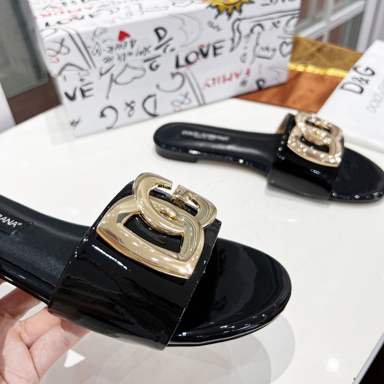 Dolce & Gabbana Polished Calfskin Sliders With DG Logo - DopestKickz