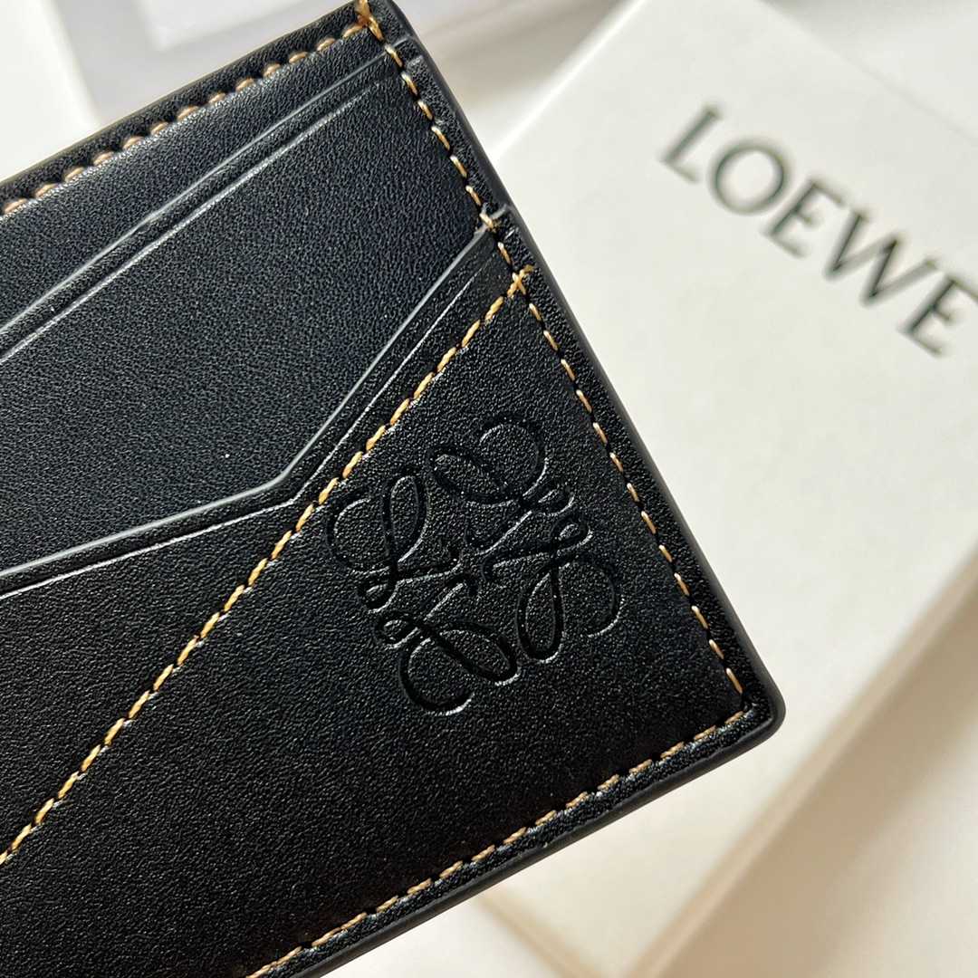 Loewe Puzzle Plain Cardholder (10x7.5cm) - DopestKickz