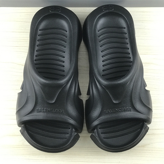 Balenciaga Mold Slide Sandal  - DopestKickz