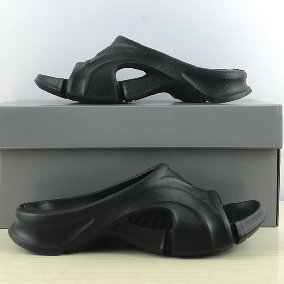 Balenciaga Mold Slide Sandal  - DopestKickz
