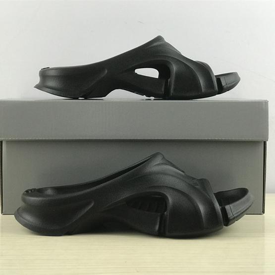 Balenciaga Mold Slide Sandal  - DopestKickz