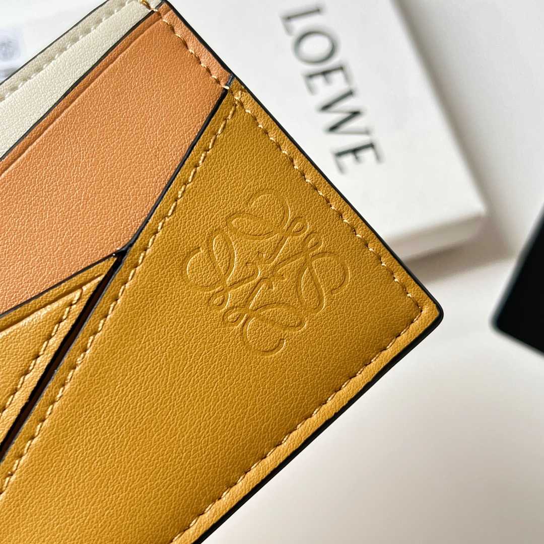 Loewe Puzzle Plain Cardholder (10x7.5cm) - DopestKickz