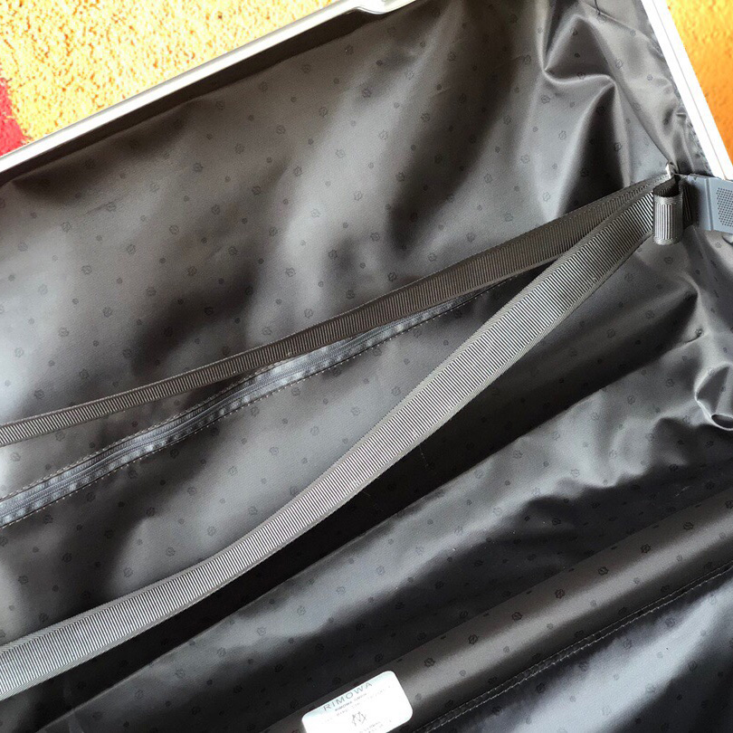 Rimowa Luggage  31inch - DopestKickz