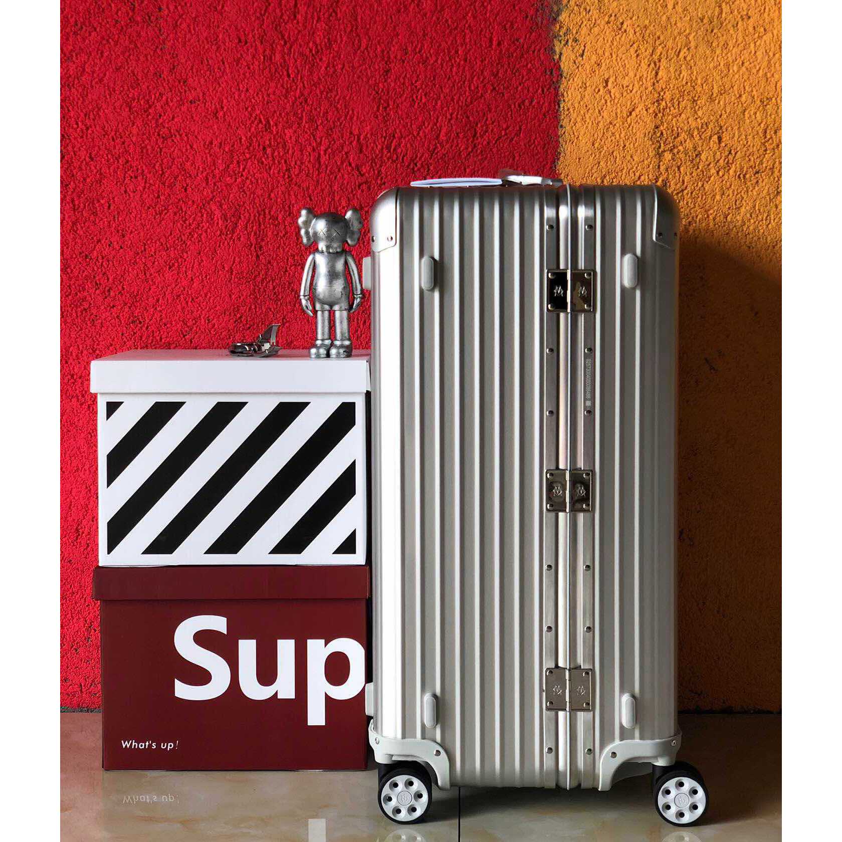 Rimowa Luggage  31inch - DopestKickz