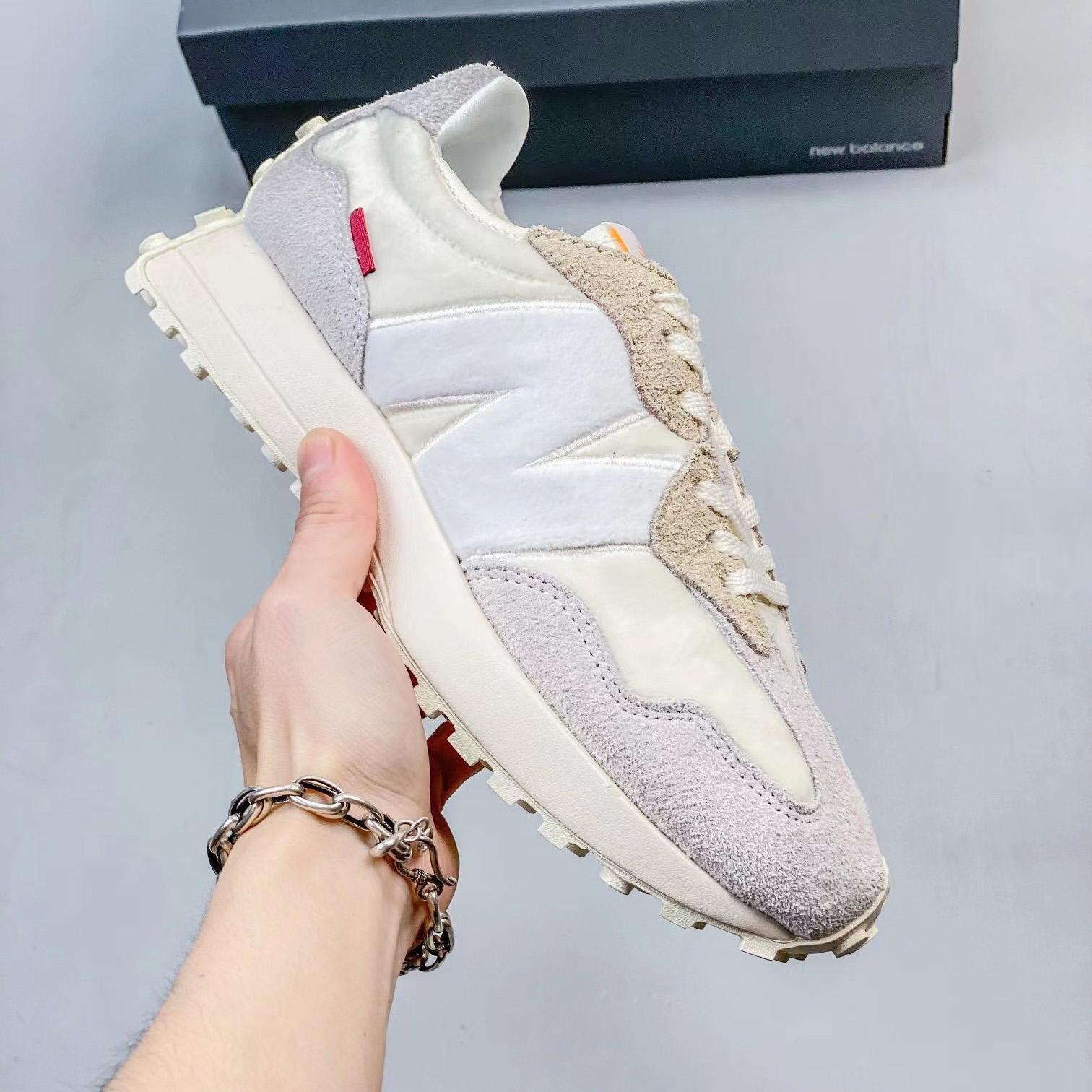 New Balance 327 Sneakers - DopestKickz