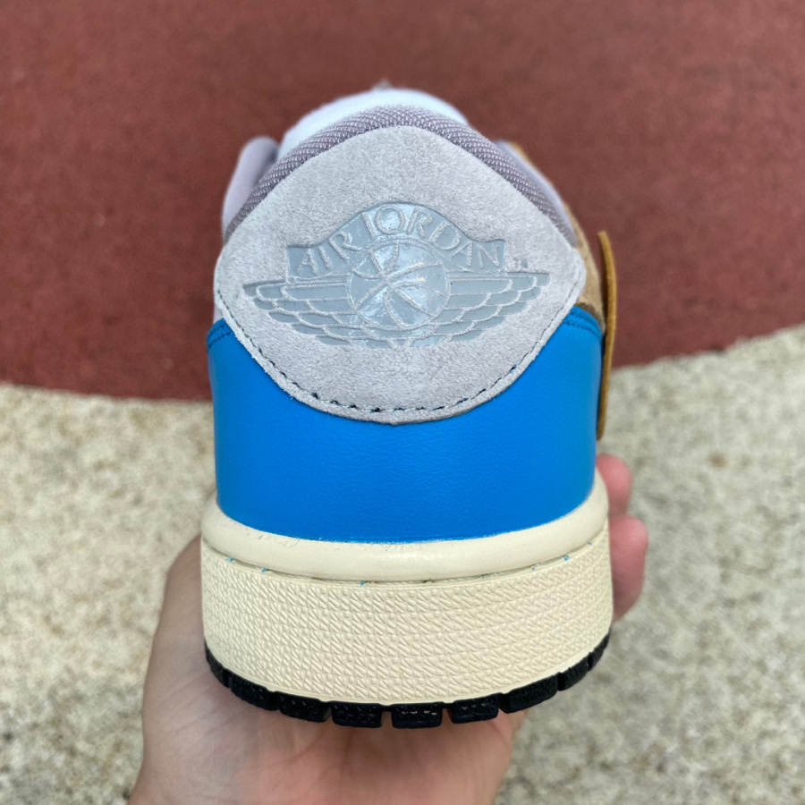  Air Jordan 1 x Off-white Low Sneaker    CZ0790-108 - DopestKickz