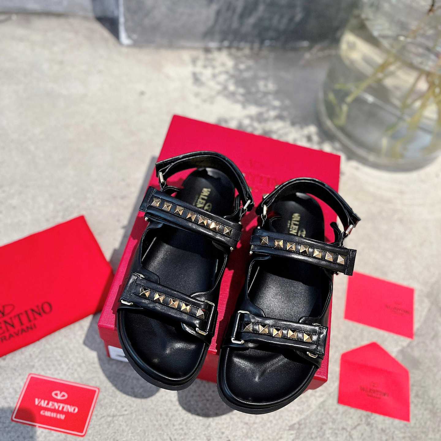 Valenti  Garavani Rockstud Flat Sandal In Nappa Leather - DopestKickz