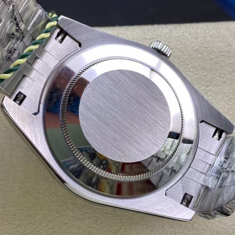 Rolex Sky-Dweller  326934 - DopestKickz