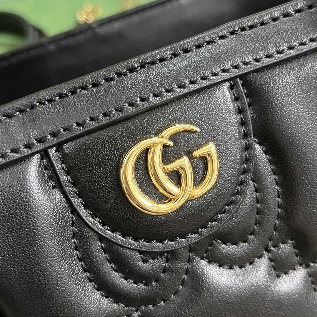 Gucci GG Matelassé Tote(31-27.5-14cm) - DopestKickz