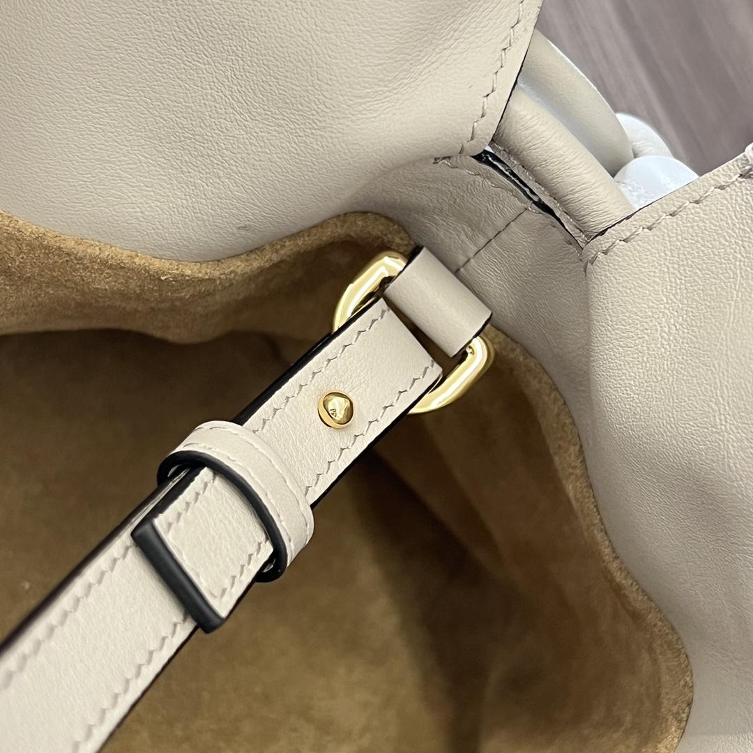 Loewe Flamenco Clutch In Nappa Calfskin - DopestKickz