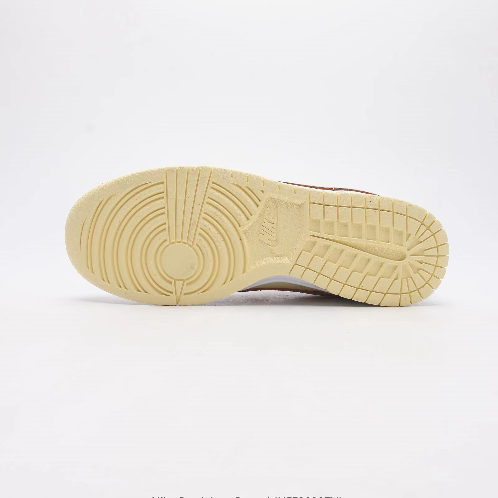 Nike Dunk Low Sneakers   FD0350 - DopestKickz