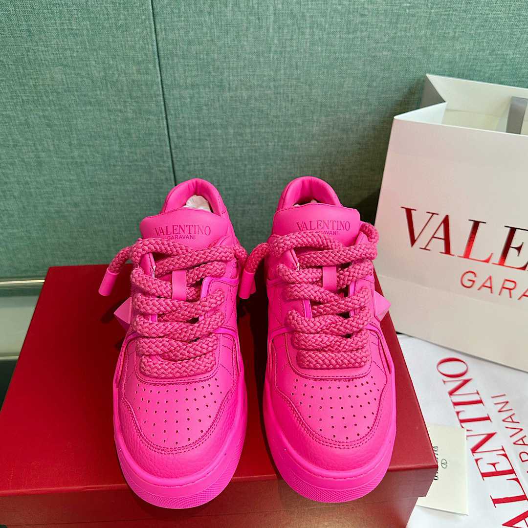 Valenti One Stud XL Nappa Leather Low-Top Sneaker - DopestKickz