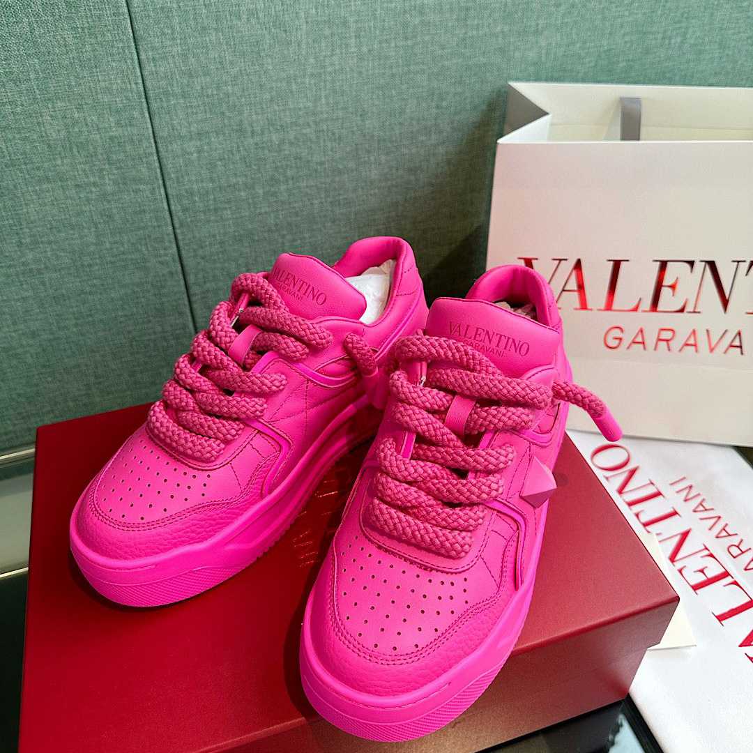 Valenti One Stud XL Nappa Leather Low-Top Sneaker - DopestKickz