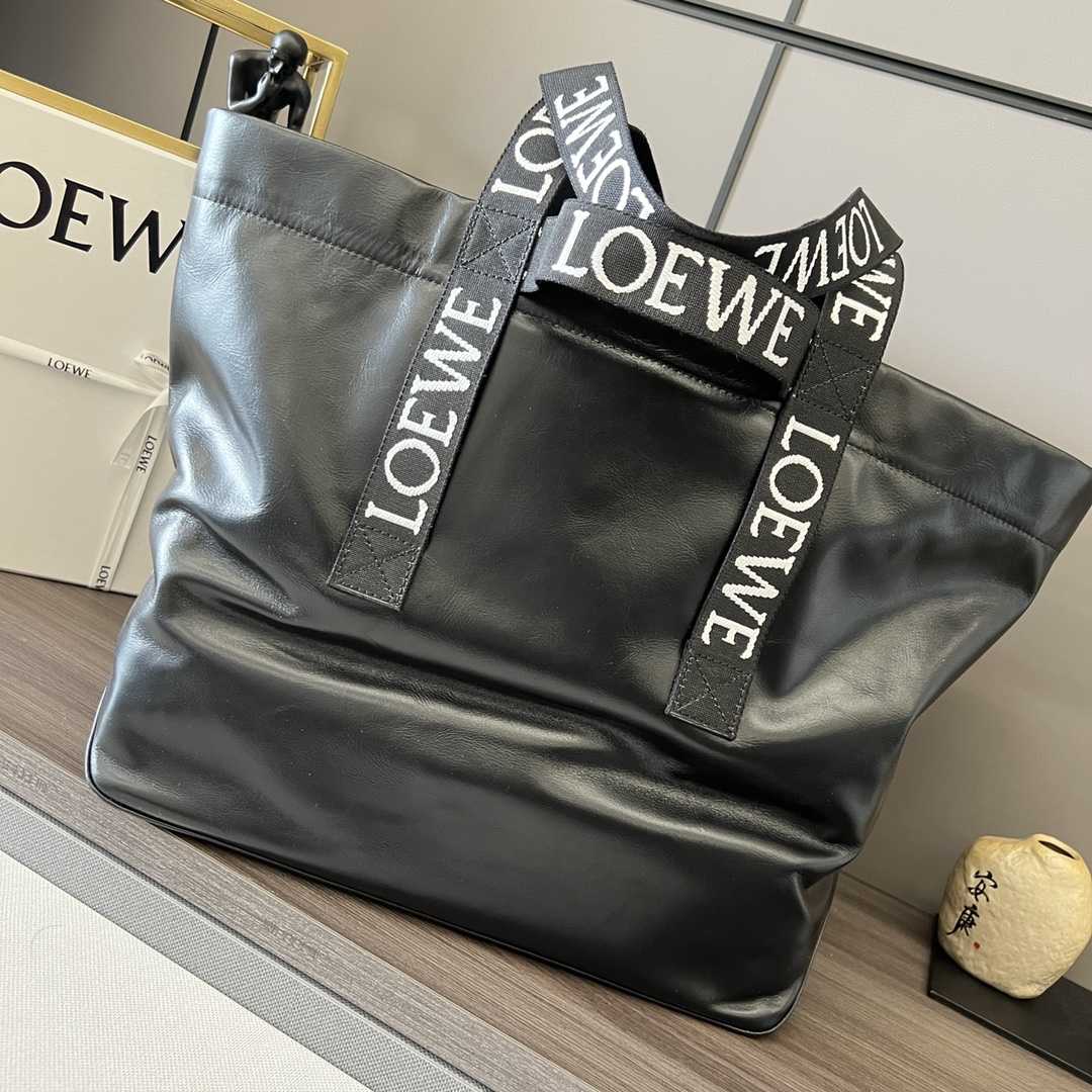 Loewe Fold Shopper In Paper Calfskin - DopestKickz