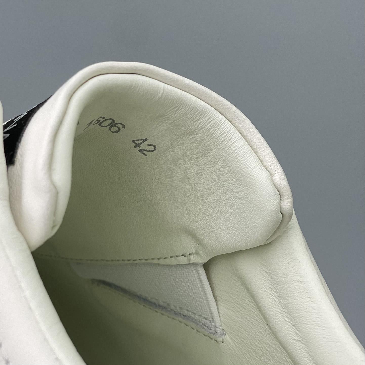 Dolce & Gabbana Calfskin Portofino Sneakers With Embroidery And Studs - DopestKickz