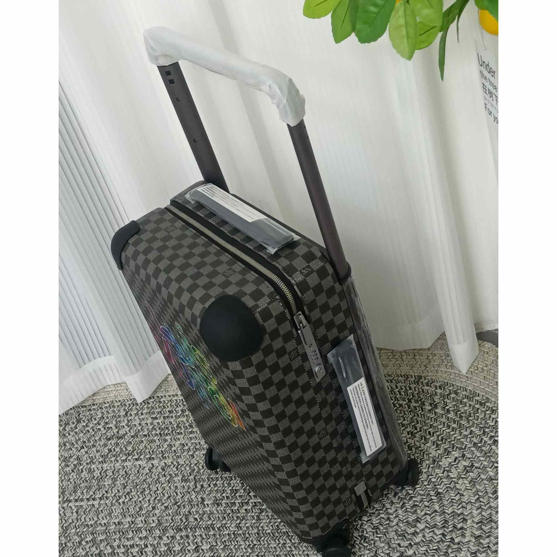 Louis Vuitton Luggage  20inch - DopestKickz