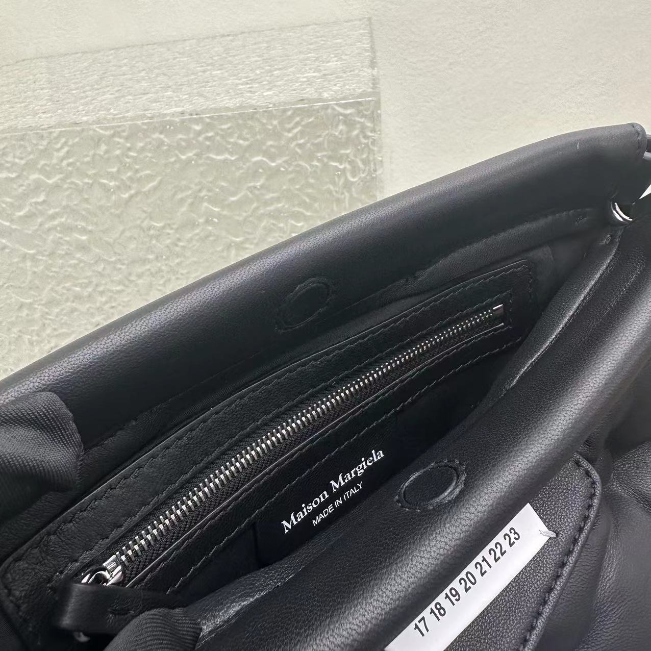 Maison Margiela Glam Slam Classique Medium Shoulder Bag(30-22-10cm) - DopestKickz