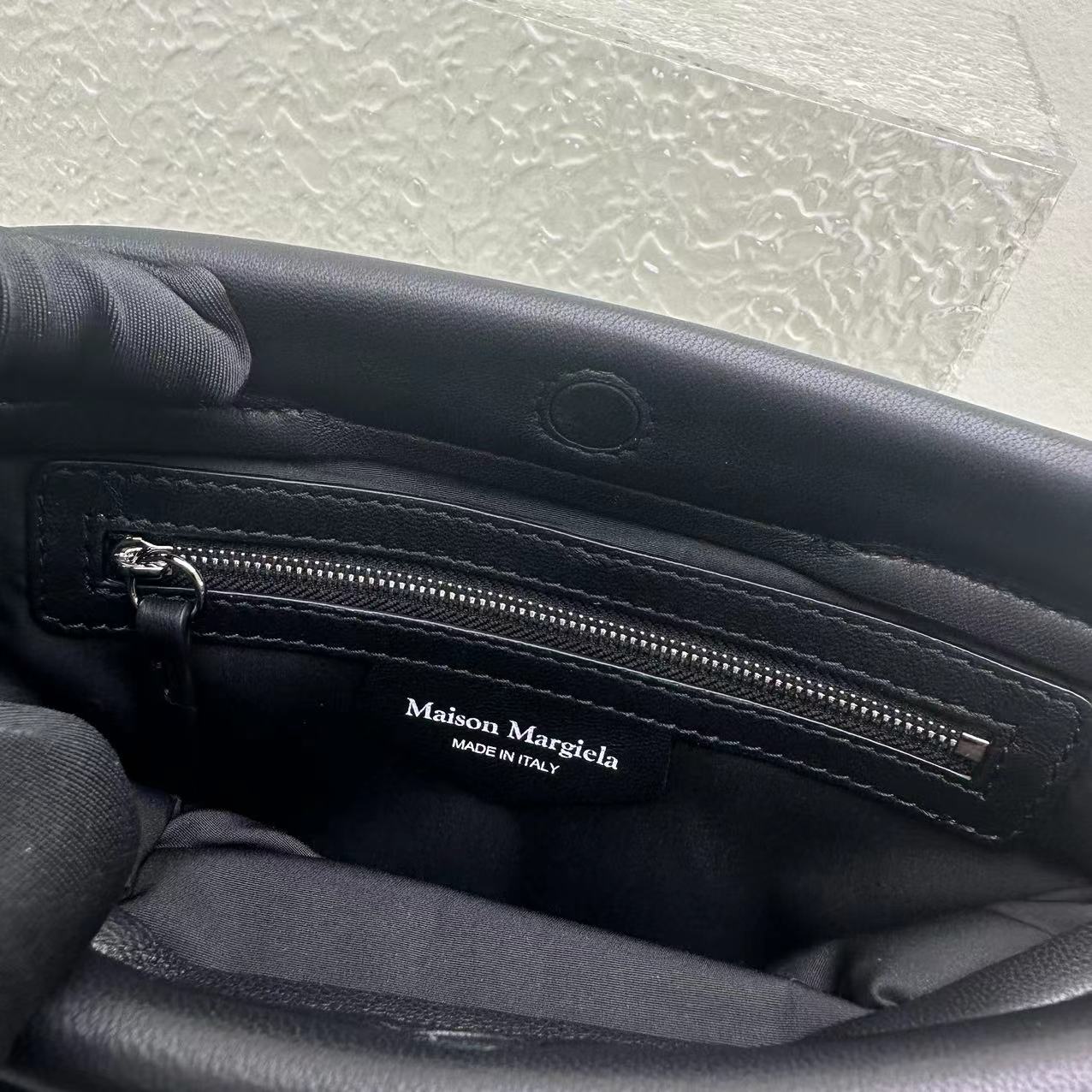 Maison Margiela Glam Slam Classique Medium Shoulder Bag(30-22-10cm) - DopestKickz