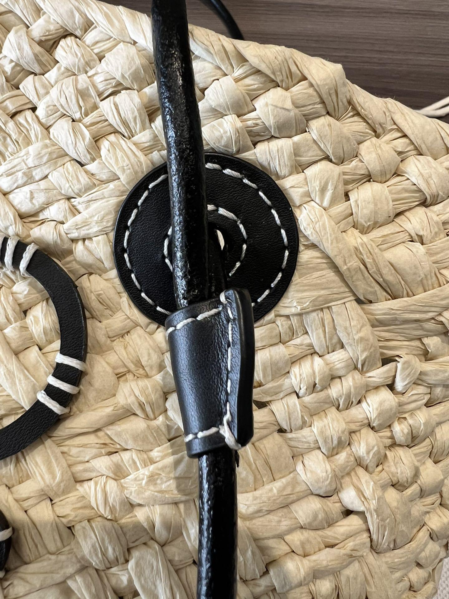 Loewe Small Anagram Basket Bag In Iraca Palm And Calfskin - DopestKickz