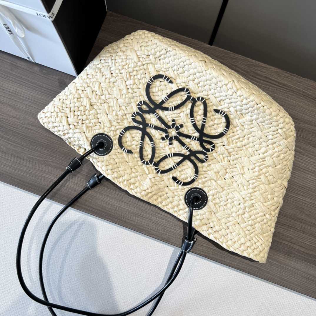 Loewe Small Anagram Basket Bag In Iraca Palm And Calfskin - DopestKickz