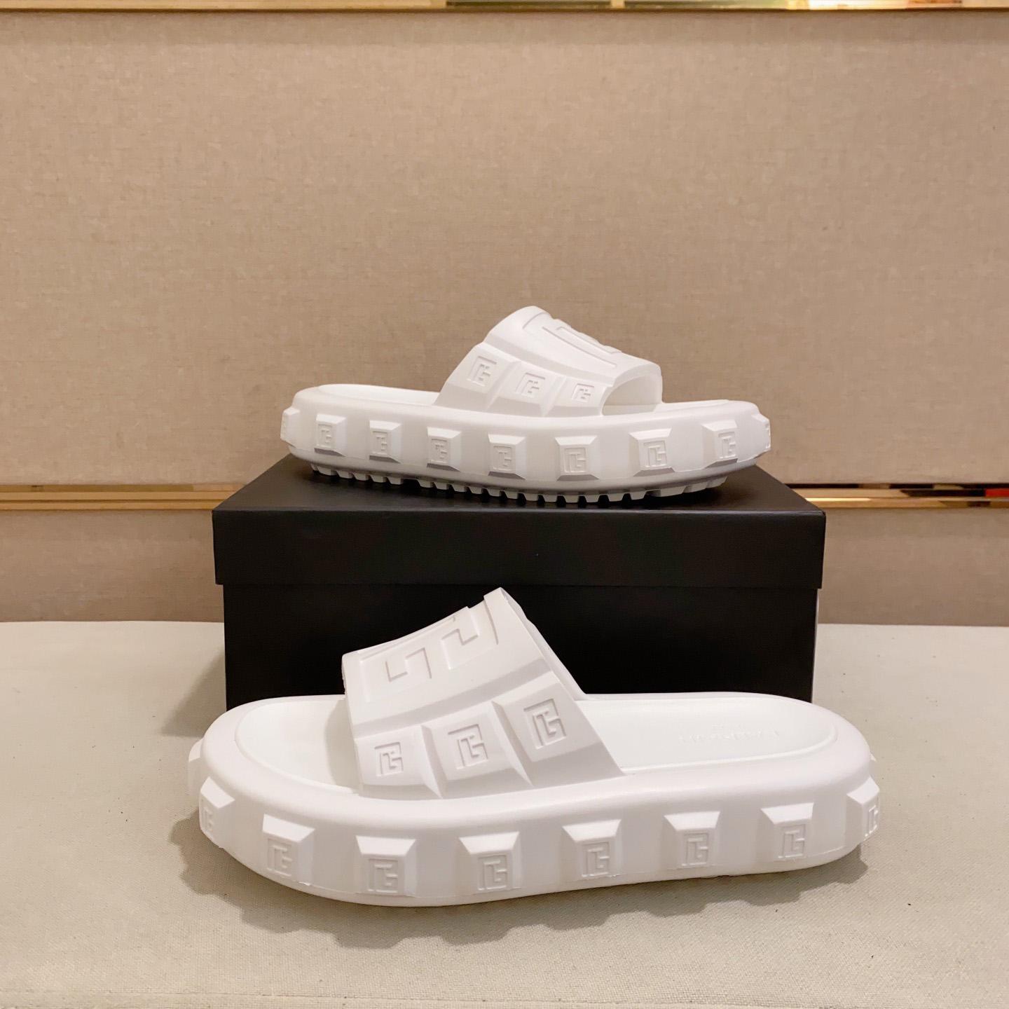 Balmain Embossed-logo Detail Slides - DopestKickz