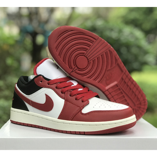 Air Jordan 1 Low Sneaker    DC0774-160 - DopestKickz