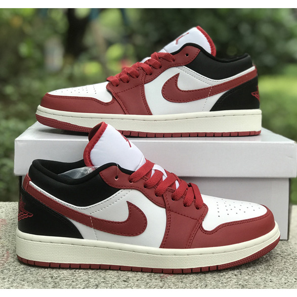 Air Jordan 1 Low Sneaker    DC0774-160 - DopestKickz