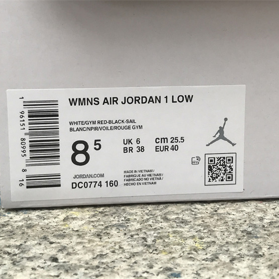 Air Jordan 1 Low Sneaker    DC0774-160 - DopestKickz