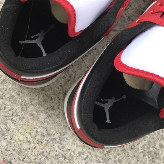 Air Jordan 1 Low Sneaker    DC0774-160 - DopestKickz