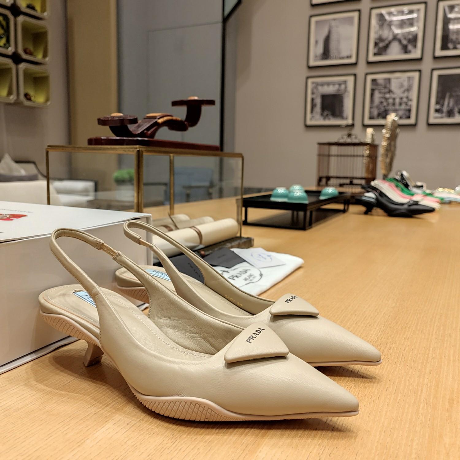 Prada Soft padded Leather Slingback Pumps - DopestKickz