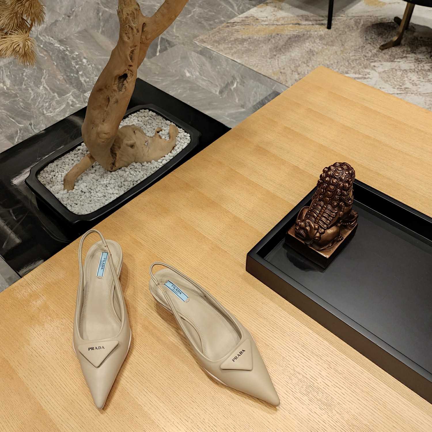 Prada Soft padded Leather Slingback Pumps - DopestKickz