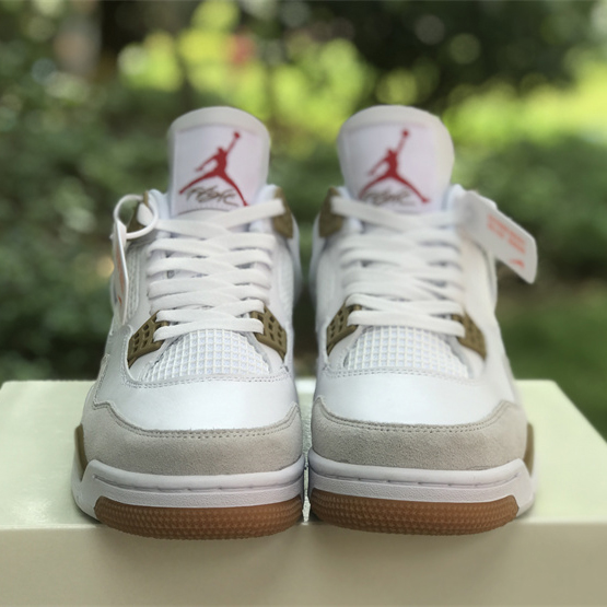 Nike SB x Air Jordan 4 Sneaker      DR5415-120 - DopestKickz