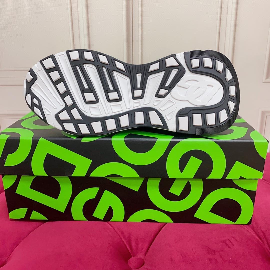 Dolce & Gabbana Stretch Mesh Fast Sneakers - DopestKickz