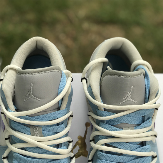 Air Jordan 1 Low Sneaker       DC0774-050  - DopestKickz