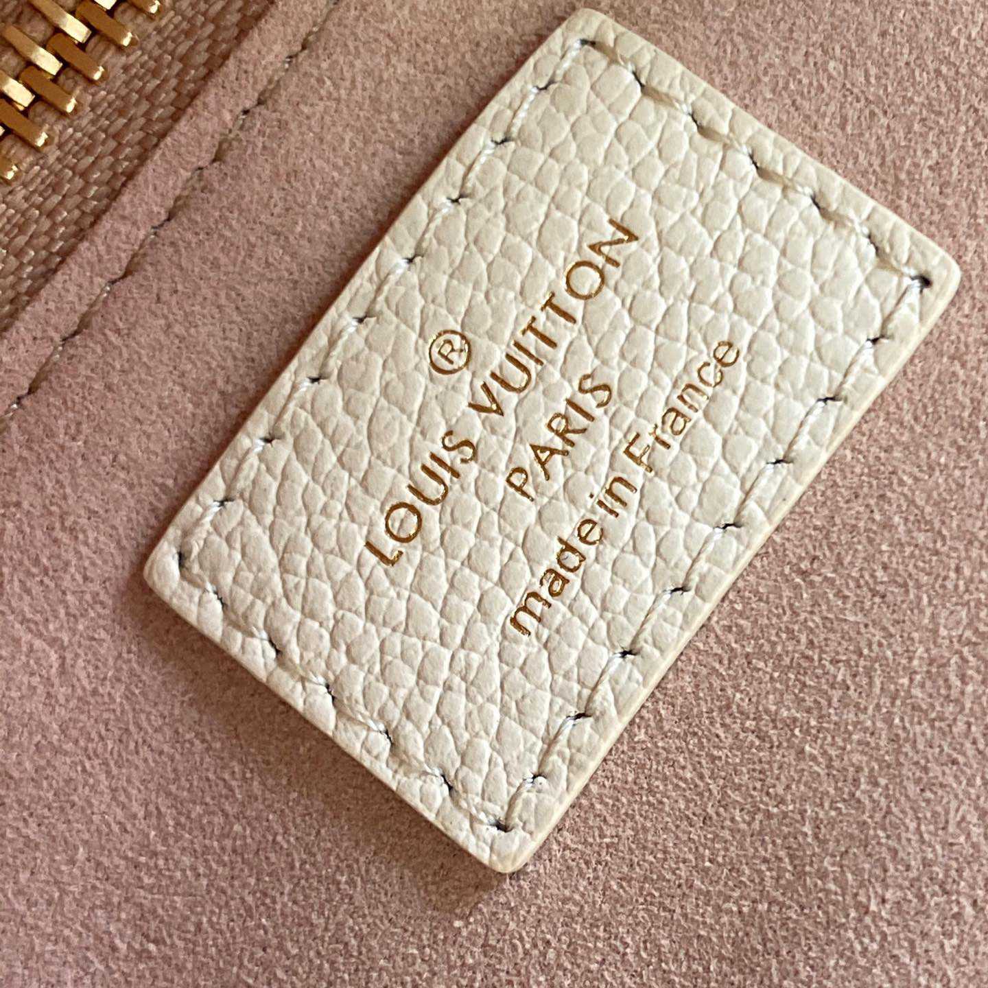 Louis Vuitton Neverfull MM Tote (32x29x17CM)    M21579 - DopestKickz