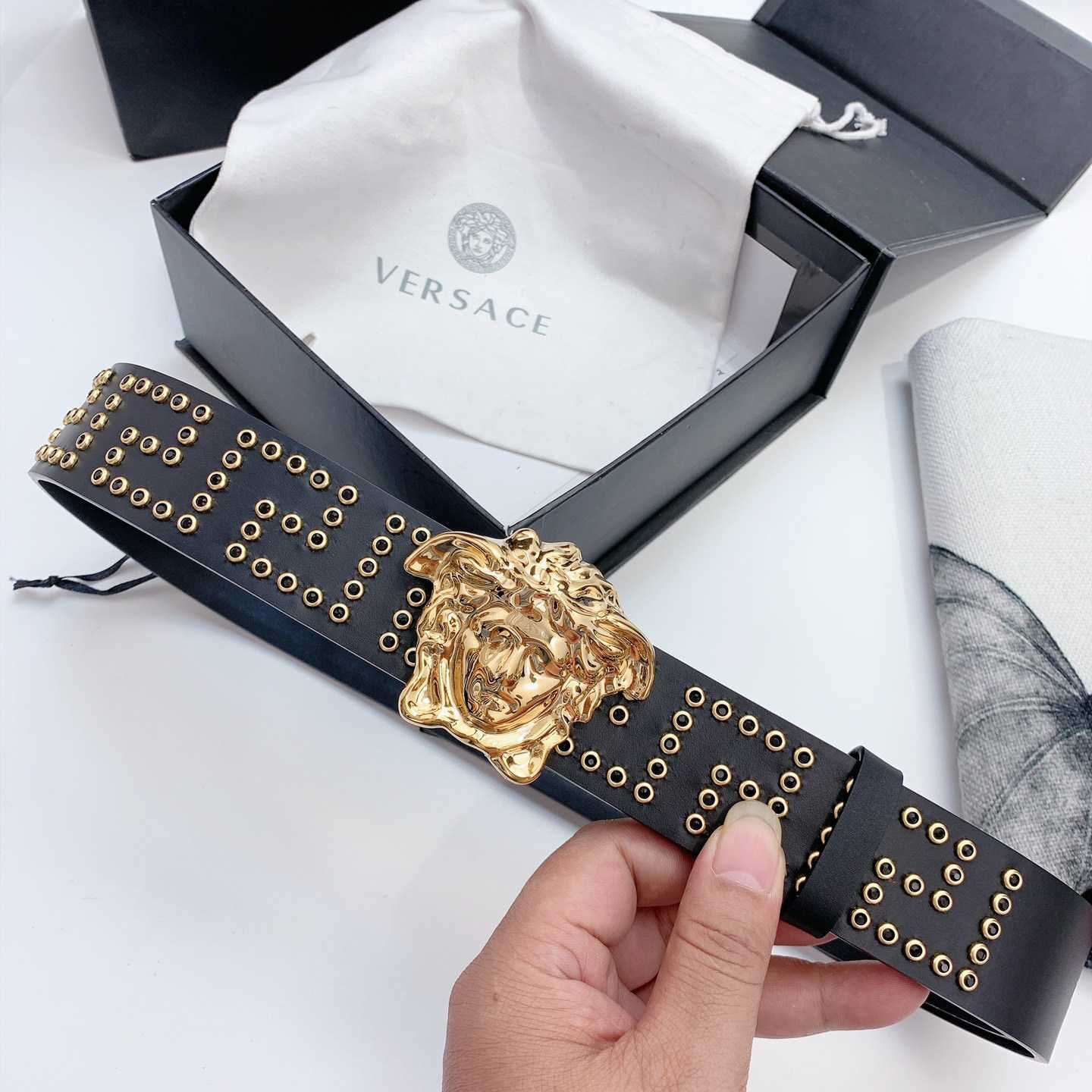 Versace Medusa Leathre Belt    40mm - DopestKickz