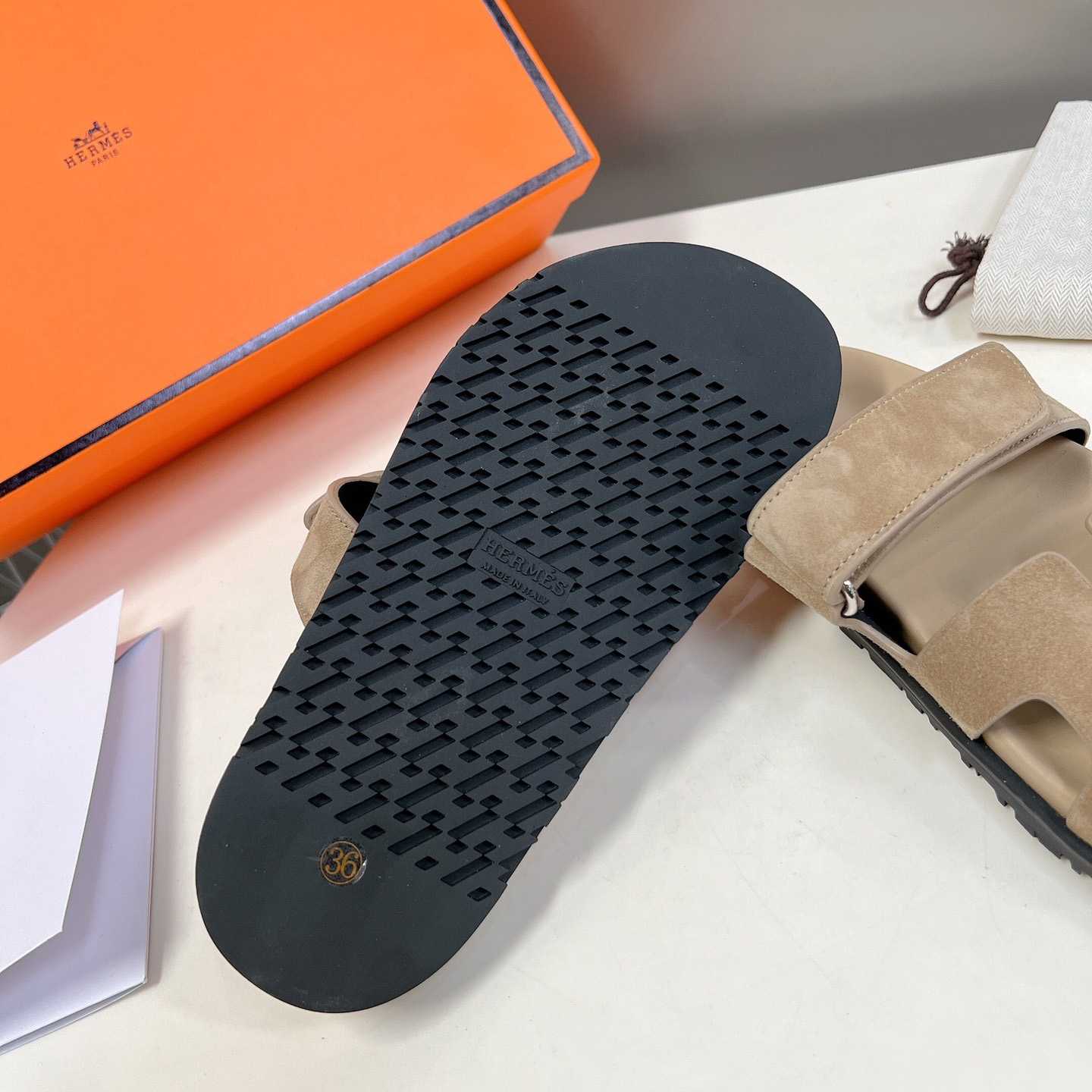 Hermes Chypre sandal - DopestKickz