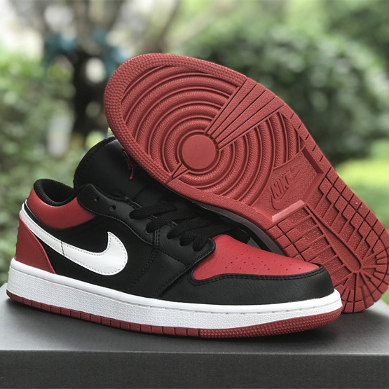Air Jordan 1 Low Sneaker      553558-066 - DopestKickz
