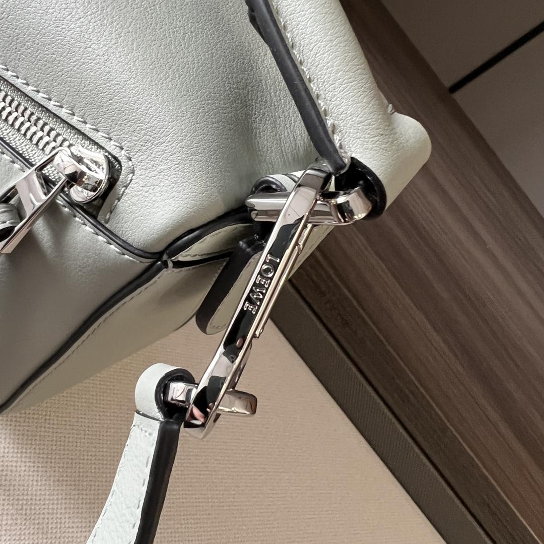 Loewe Small Puzzle Bag In Classic Calfskin - DopestKickz