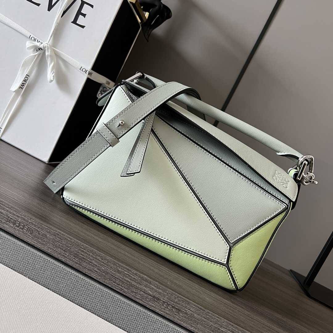 Loewe Small Puzzle Bag In Classic Calfskin - DopestKickz