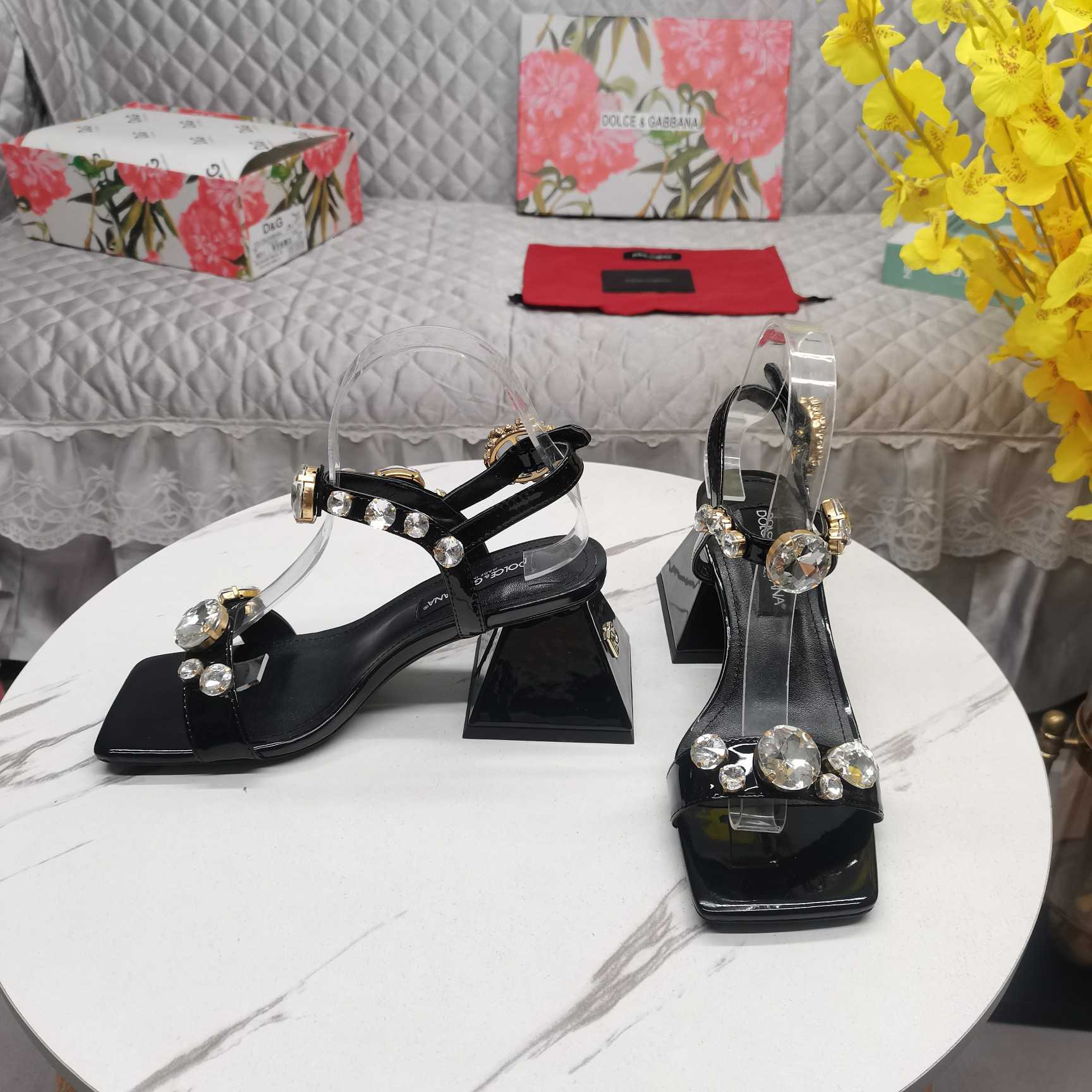 Dolce & Gabbana Polished Calfskin Sandals With Crystals - DopestKickz