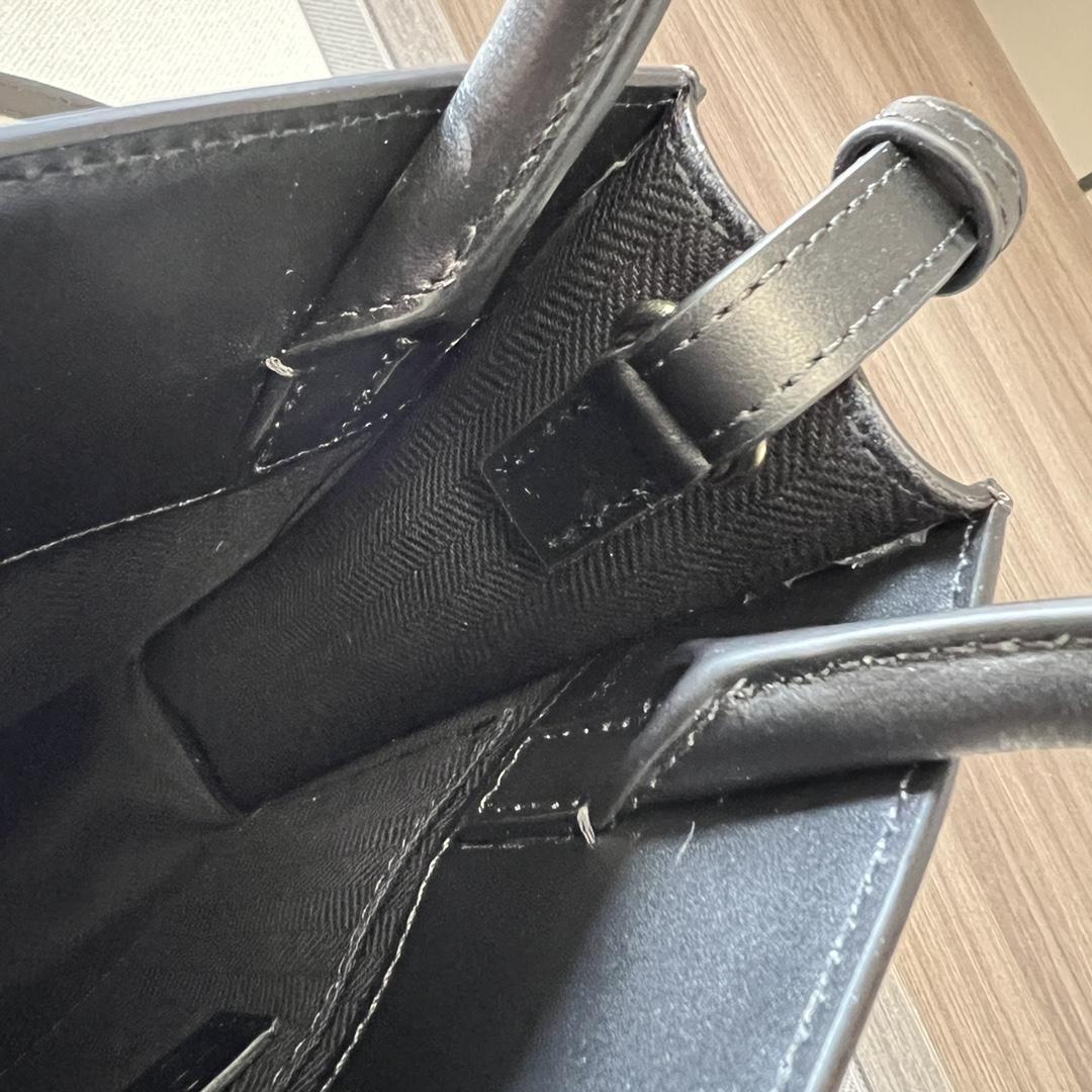 Loewe Standard A5 Tote In Sleek Calfskin - DopestKickz