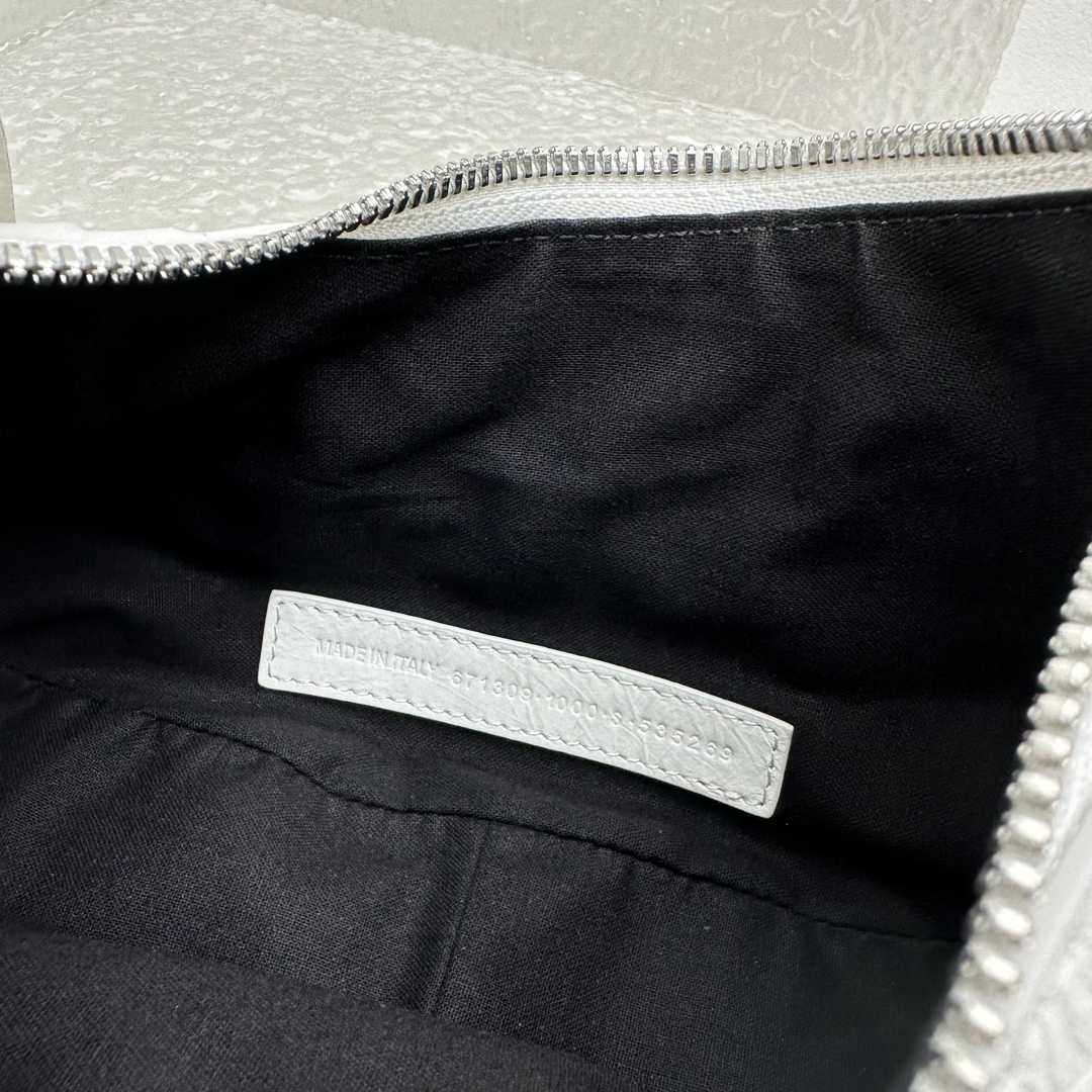 Balenciaga Women's Le Cagole Shoulder Bag(26-16-9.9cm) - DopestKickz
