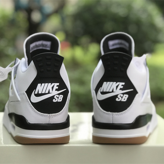 Nike SB x Air Jordan 4 Sneaker     DR5415-100 - DopestKickz