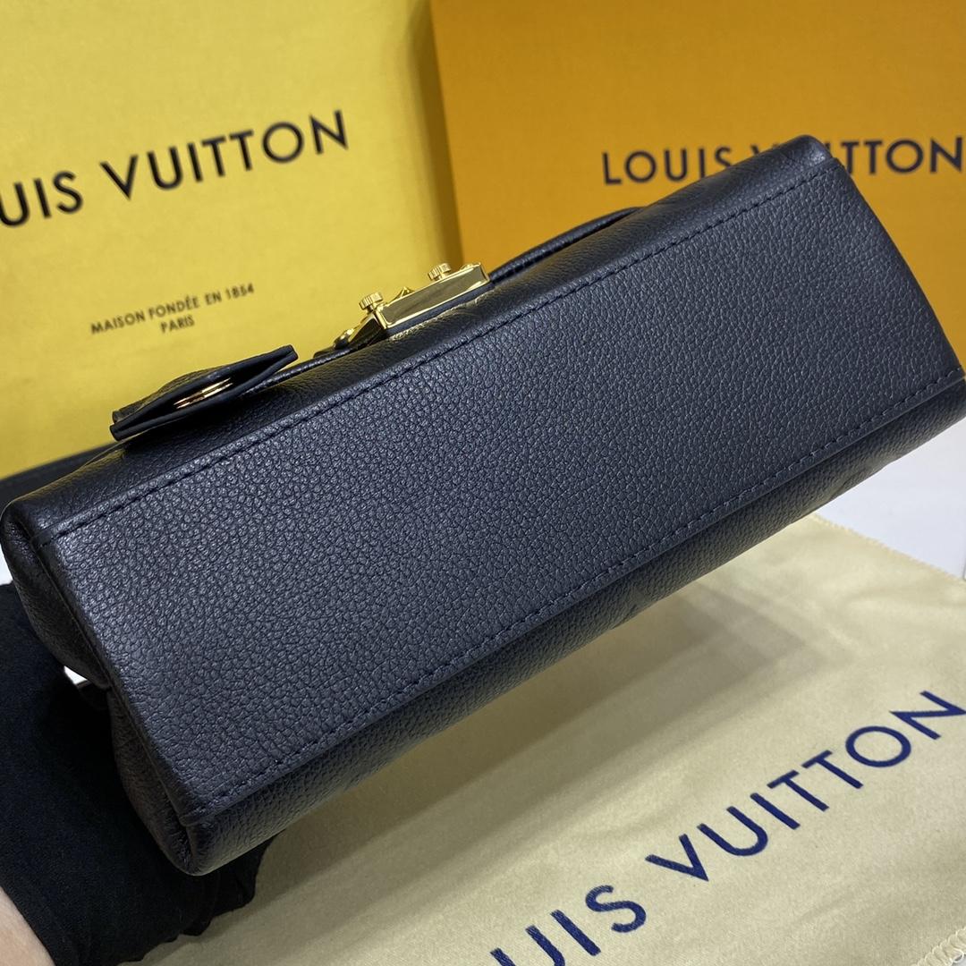 Louis Vuitton Madeleine BB (24 x 17 x 8.5cm)       M45977 - DopestKickz