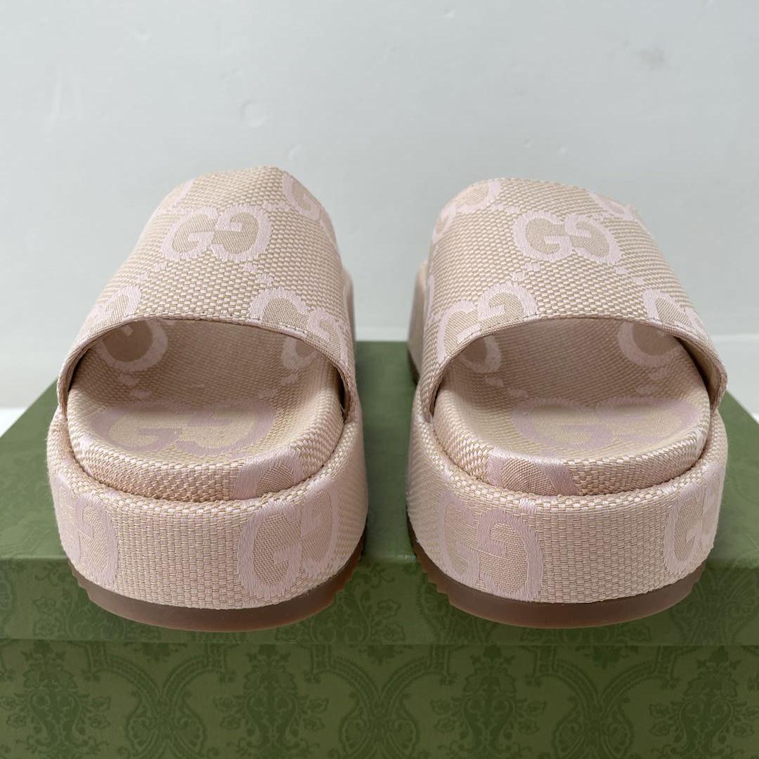 Gucci Women's Jumbo GG Platform Slide Sandal - DopestKickz