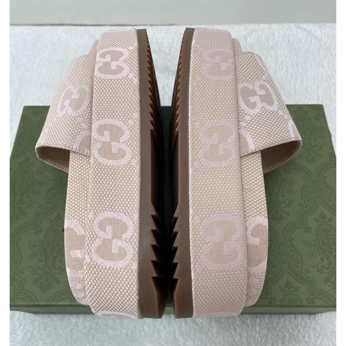 Gucci Women's Jumbo GG Platform Slide Sandal - DopestKickz