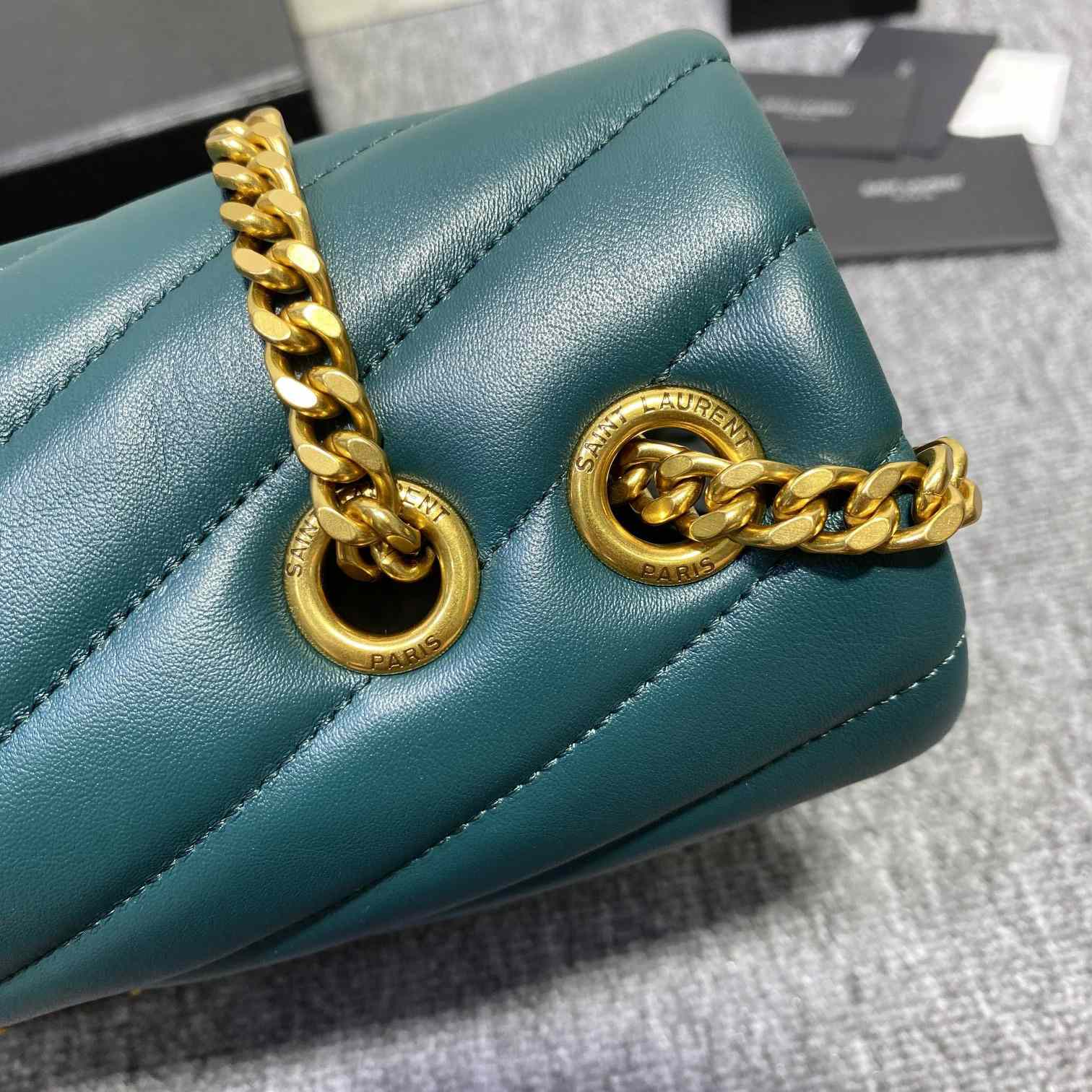 Saint Laurent Loulou Medium Chain Shoulder Bag - DopestKickz